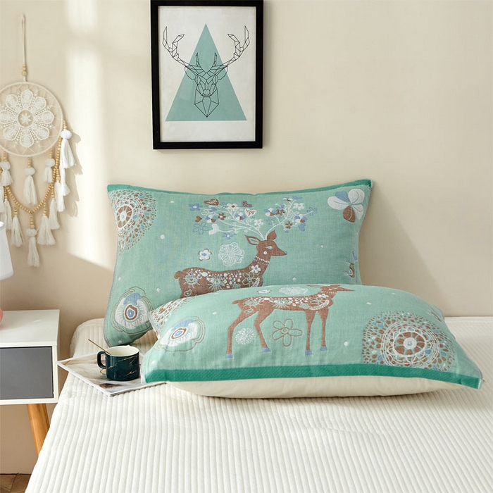 91家纺网 家纺一手货源 找家纺 朴尔家纺-毛巾被 2026新款素雅系列全棉系列四层纱布枕巾 鹿鹿花开-绿