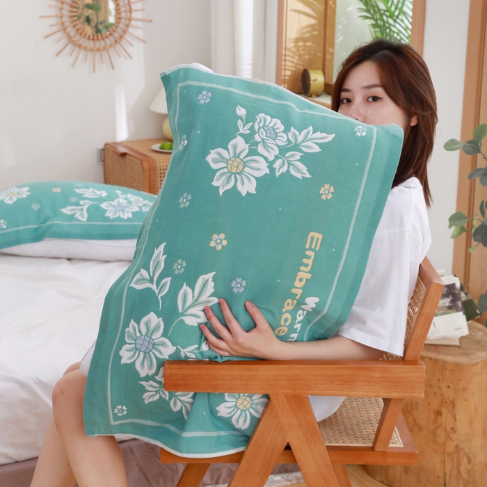 91家纺网 家纺一手货源 找家纺 朴尔家纺-毛巾被 2026新款柔棉花间风系列三层纱布枕巾 花间绿