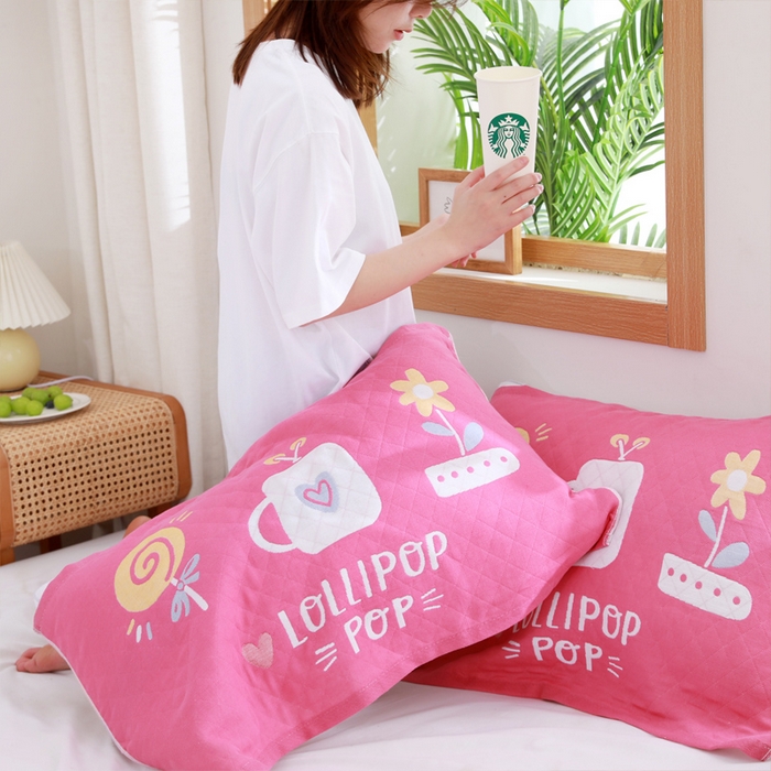 91家纺网 家纺一手货源 找家纺 朴尔家纺-毛巾被 2026新款柔棉花间风系列三层纱布枕巾 棒棒糖粉