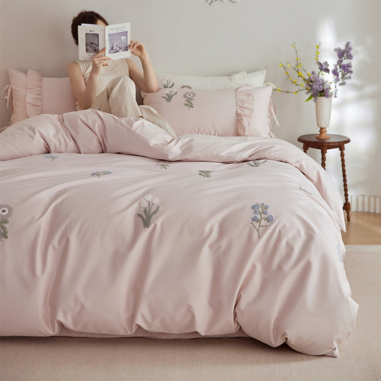 91家纺网 家纺一手货源 找家纺 （总）初拾 2026新款全棉“小清新”毛巾绣四件套—白山茶 （会员减20 控价： 日常券后不低于368元）