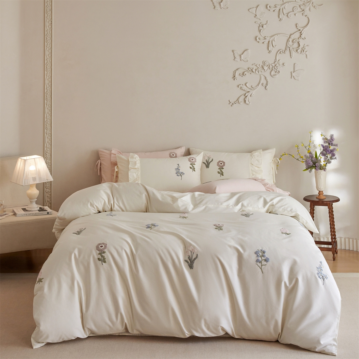 91家纺网 家纺一手货源 找家纺 （总）初拾 2026新款全棉“小清新”毛巾绣四件套—白山茶 （会员减20 控价： 日常券后不低于368元）