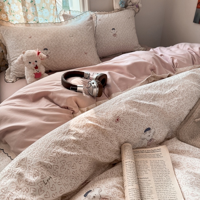 91家纺网 家纺一手货源 找家纺 富米莱（原臻工厂） 2026新款A类仿棉古法水洗棉法式全棉花边四件套甜心萌宠