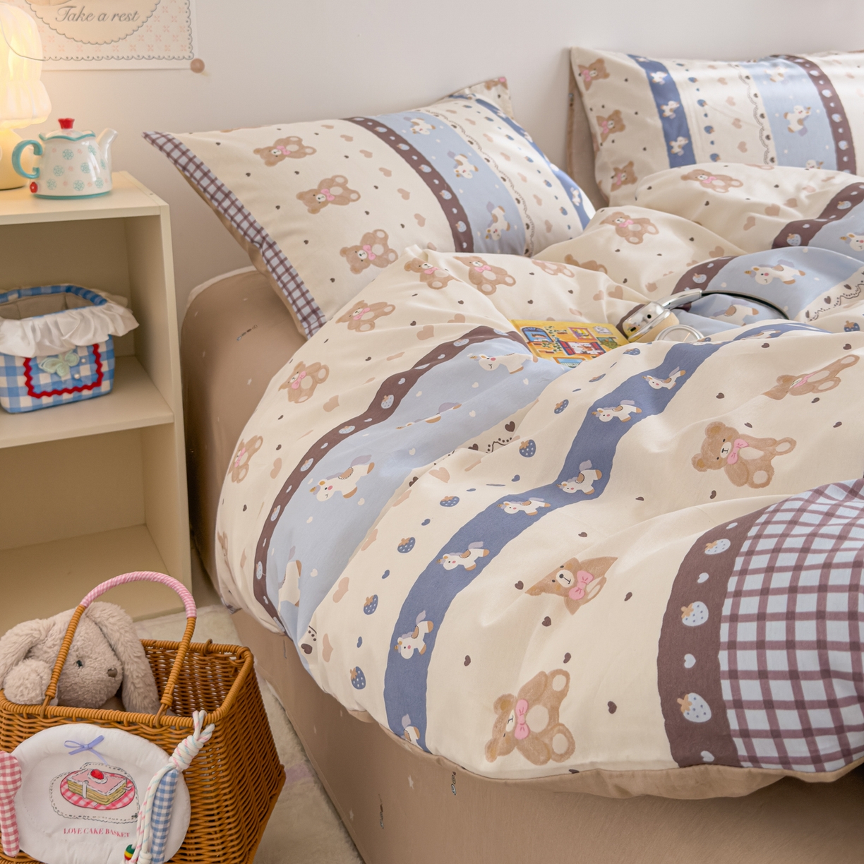 91家纺网 家纺一手货源 找家纺 沐辰 2026新款13070全棉纯棉印花四件套-萌趣 开心马