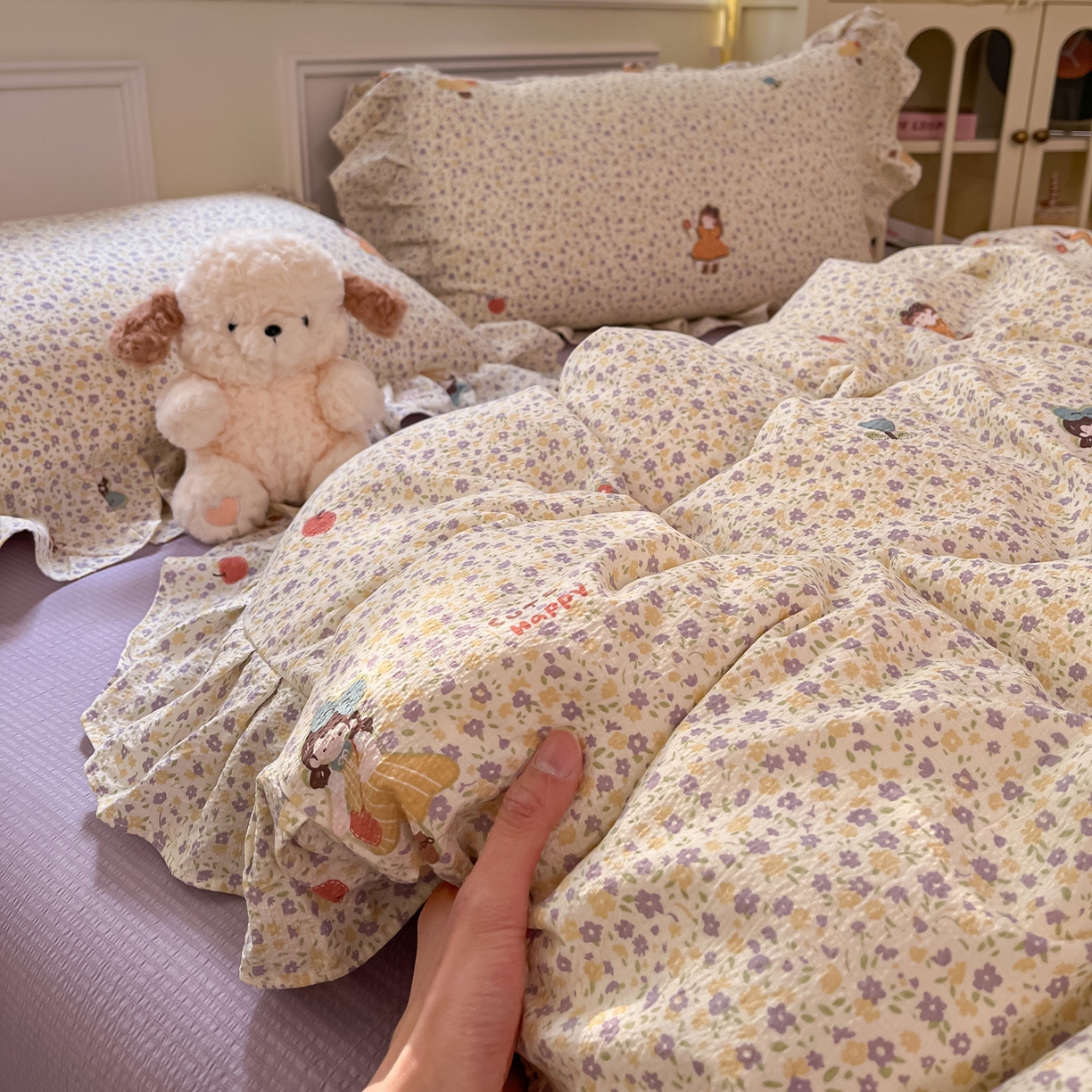 91家纺网 家纺一手货源 找家纺 摩妮卡 2026新款泡泡纱韩版印花花边四件套 玫果少女