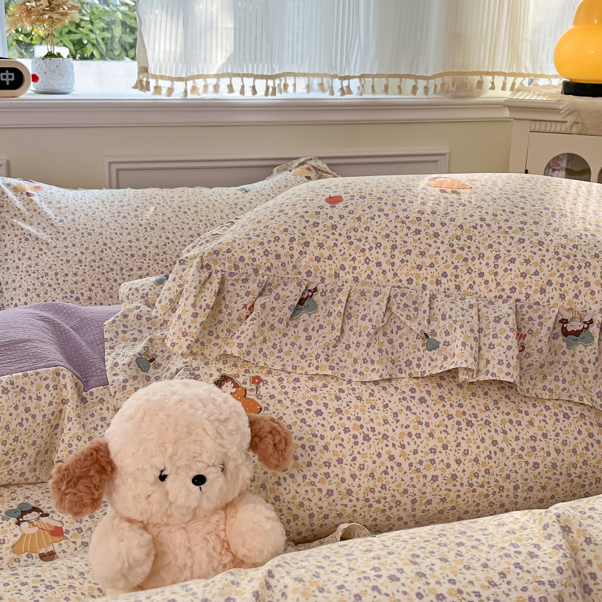 91家纺网 家纺一手货源 找家纺 摩妮卡 2026新款泡泡纱韩版印花花边四件套 玫果少女