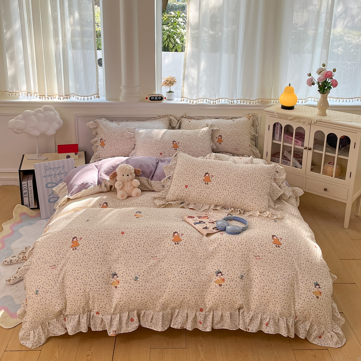 91家纺网 家纺一手货源 找家纺 摩妮卡 2026新款泡泡纱韩版印花花边四件套 玫果少女