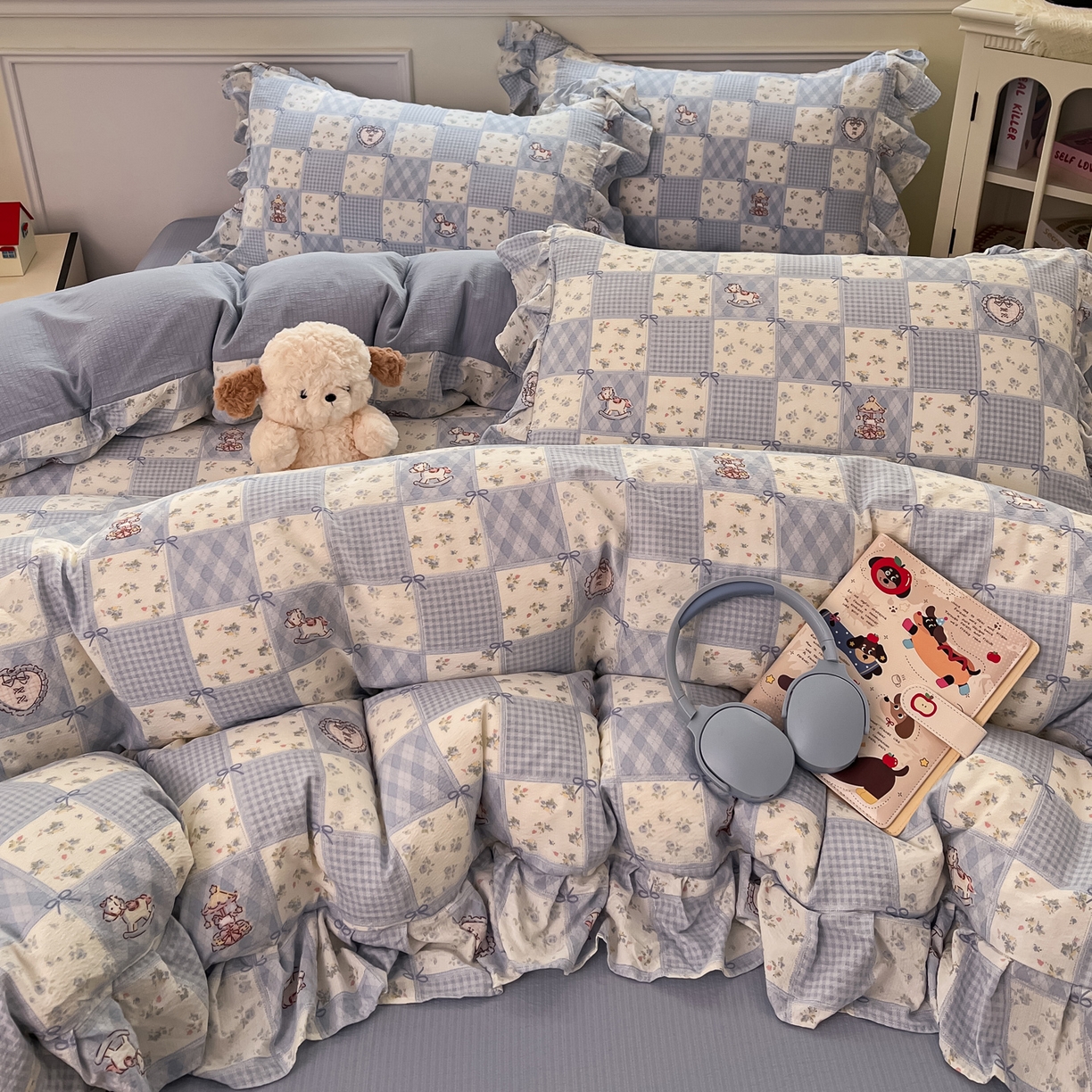 91家纺网 家纺一手货源 找家纺 摩妮卡 2026新款泡泡纱韩版印花花边四件套 木马乐园