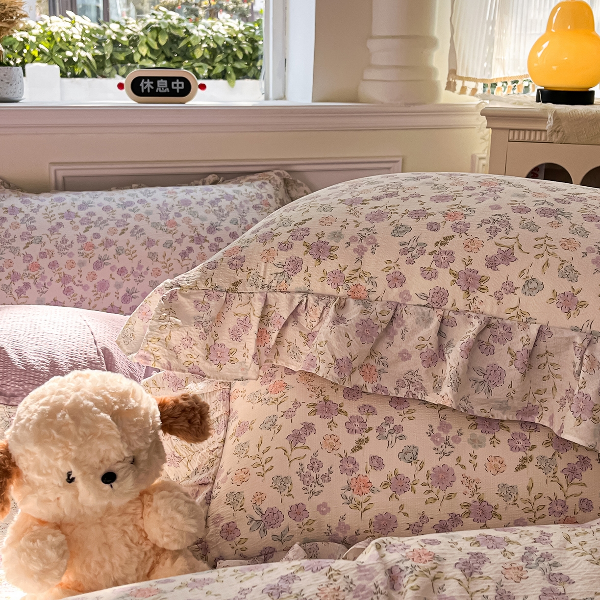 91家纺网 家纺一手货源 找家纺 摩妮卡 2026新款泡泡纱韩版印花花边四件套 浅紫花簇