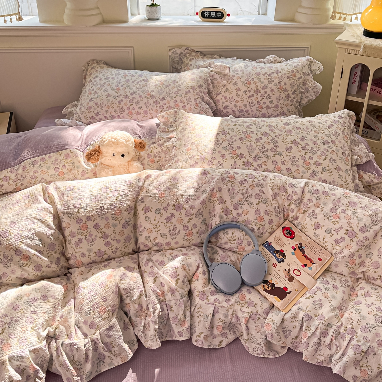 91家纺网 家纺一手货源 找家纺 摩妮卡 2026新款泡泡纱韩版印花花边四件套 浅紫花簇