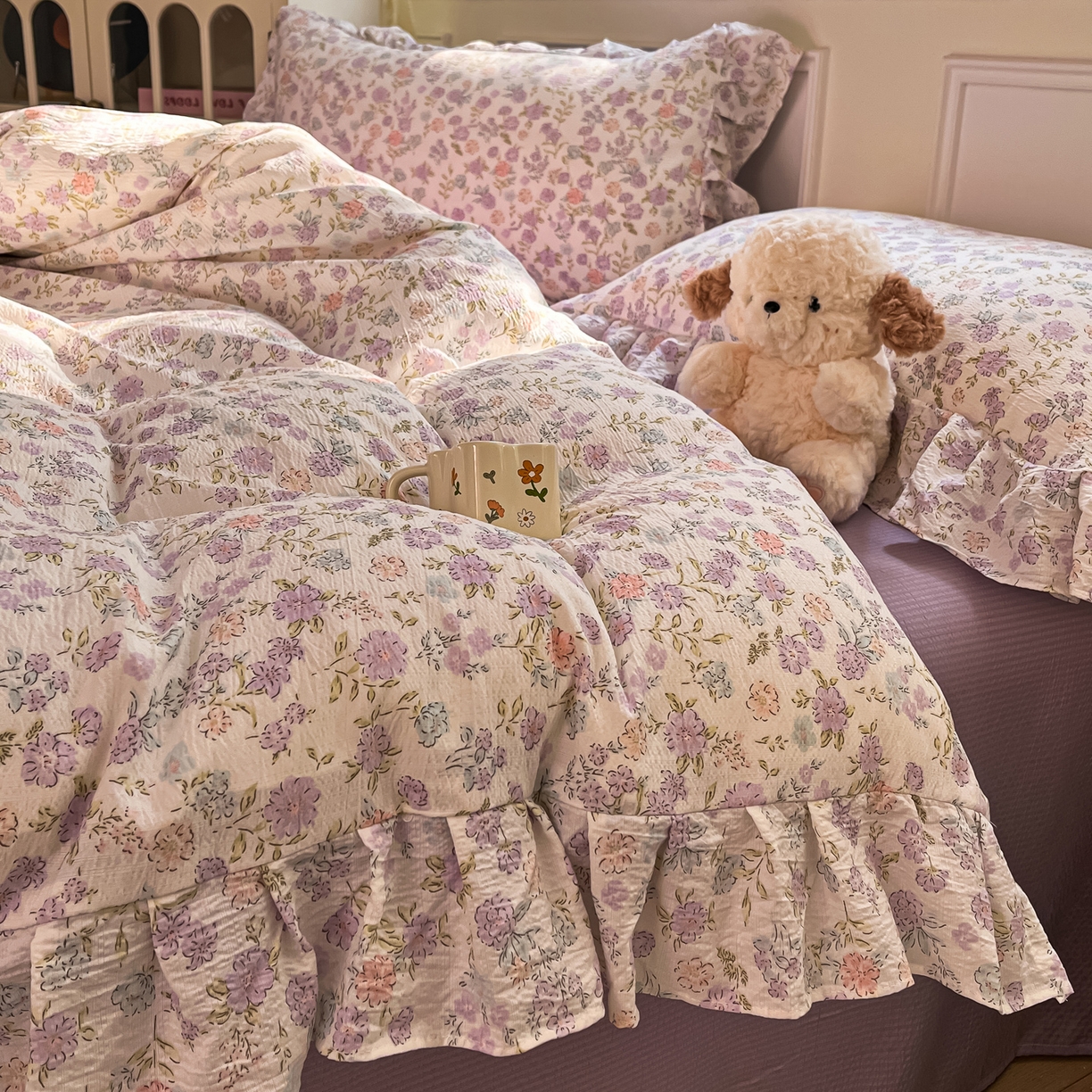 91家纺网 家纺一手货源 找家纺 摩妮卡 2026新款泡泡纱韩版印花花边四件套 浅紫花簇