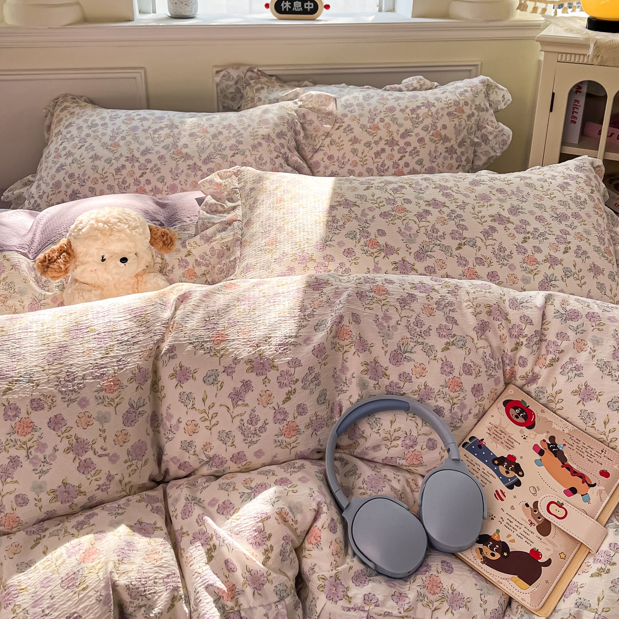 91家纺网 家纺一手货源 找家纺 摩妮卡 2026新款泡泡纱韩版印花花边四件套 浅紫花簇