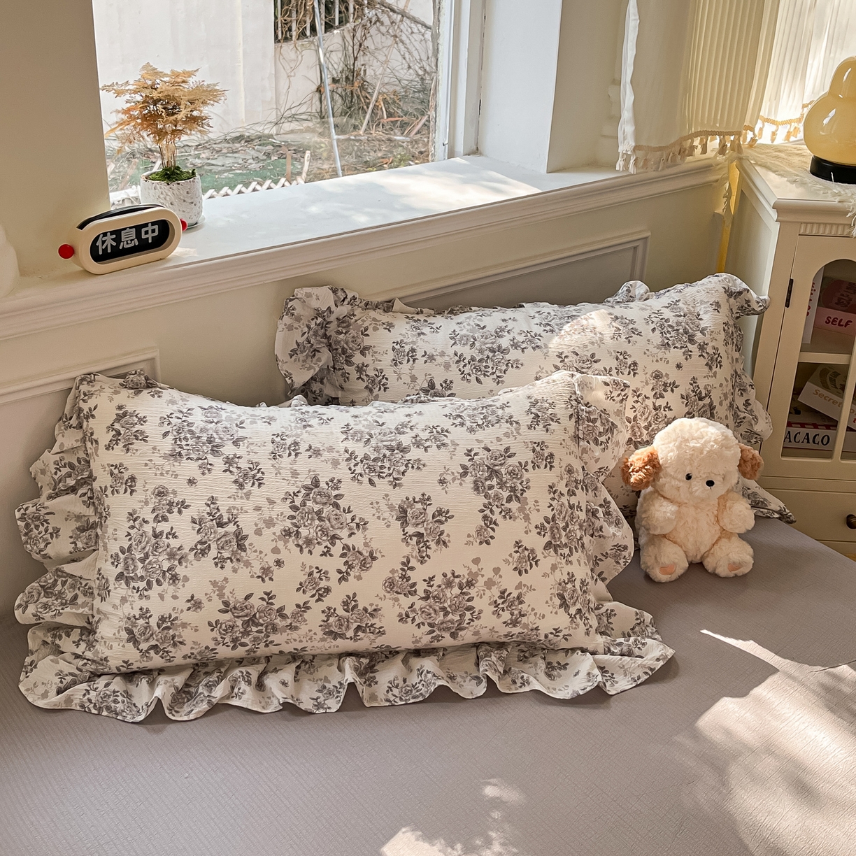 91家纺网 家纺一手货源 找家纺 摩妮卡 2026新款泡泡纱韩版印花花边四件套 水墨玫瑰