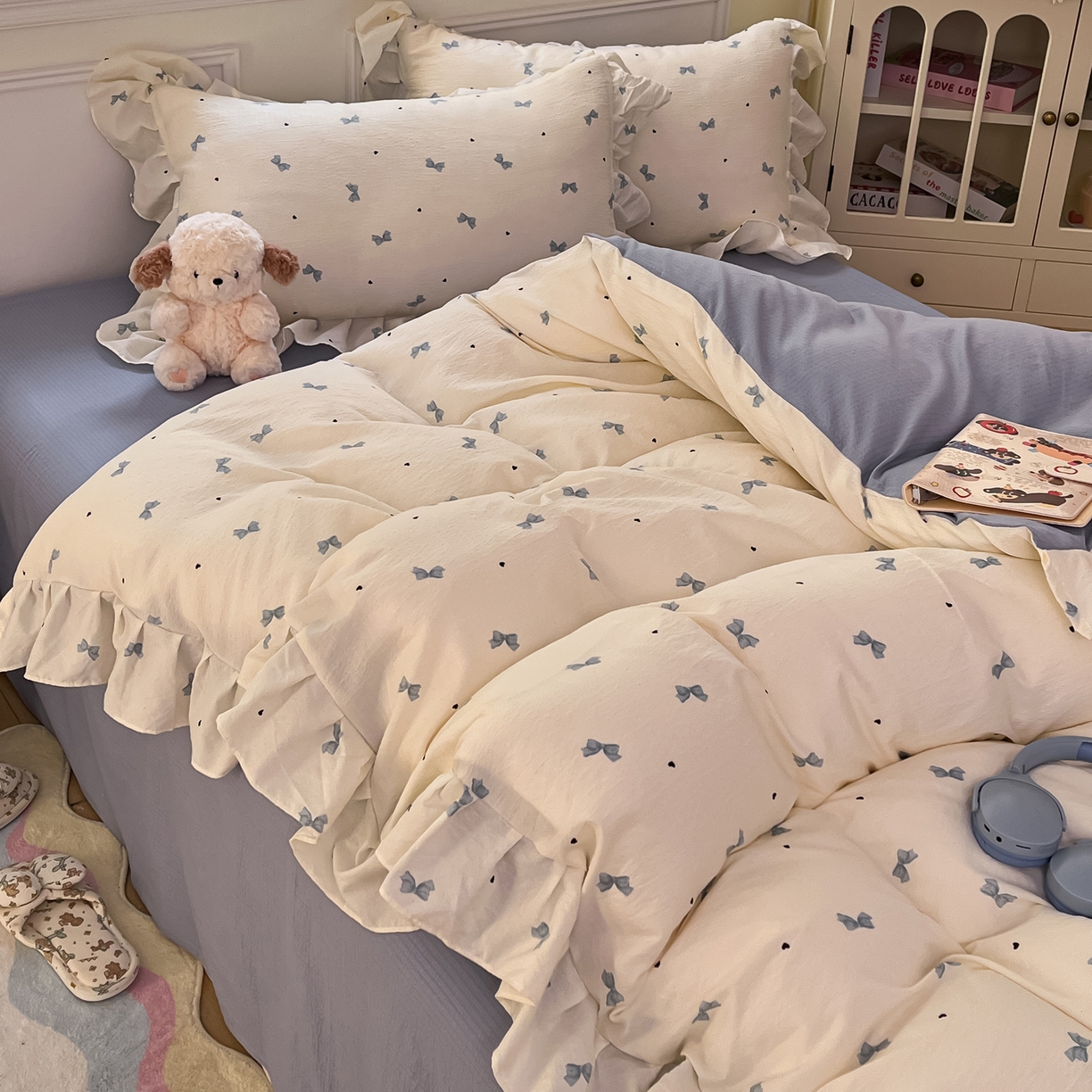 91家纺网 家纺一手货源 找家纺 摩妮卡 2026新款泡泡纱韩版印花花边四件套 蓝色蝴蝶结