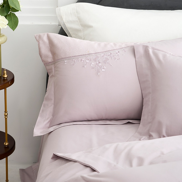 91家纺网 家纺一手货源 找家纺 诗黛尔 2026春夏新款提花长绒棉拼接刺绣四件套格蕾丝系列（会员-20） 格蕾丝-时尚紫