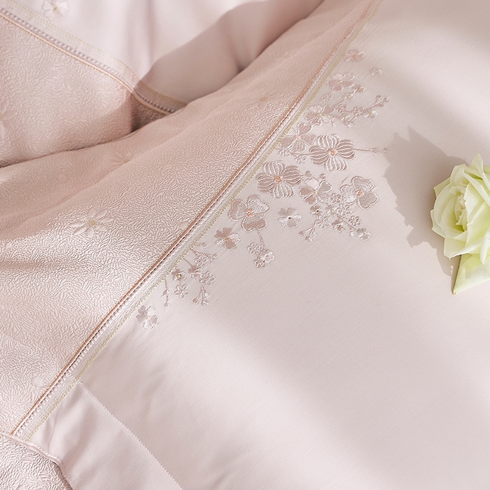 91家纺网 家纺一手货源 找家纺 诗黛尔 2026春夏新款提花长绒棉拼接刺绣四件套格蕾丝系列（会员-20） 格蕾丝-公主粉