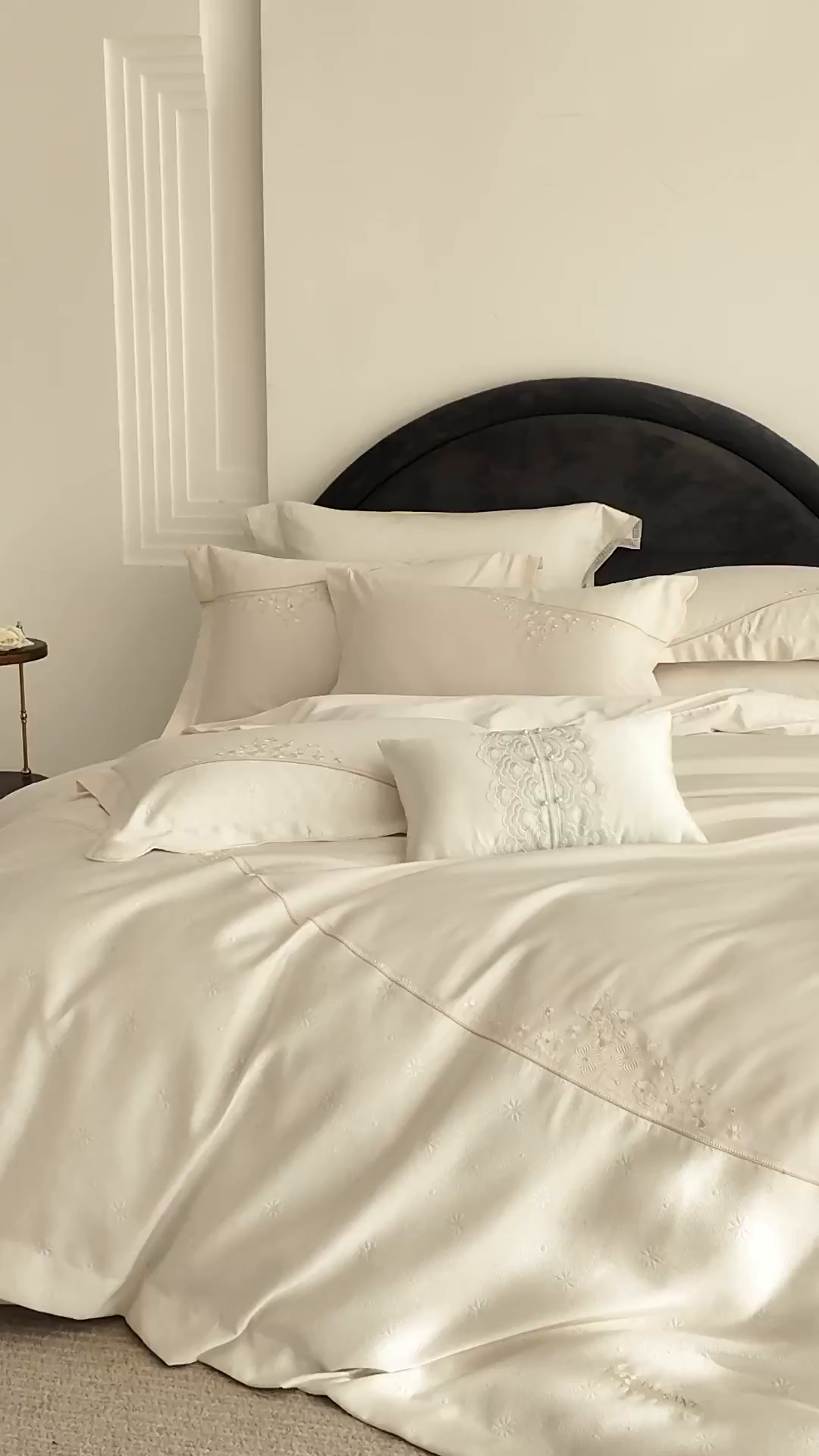 91家纺网 家纺一手货源 找家纺 诗黛尔 2026春夏新款提花长绒棉拼接刺绣四件套格蕾丝系列（会员-20） 格蕾丝-奶昔白