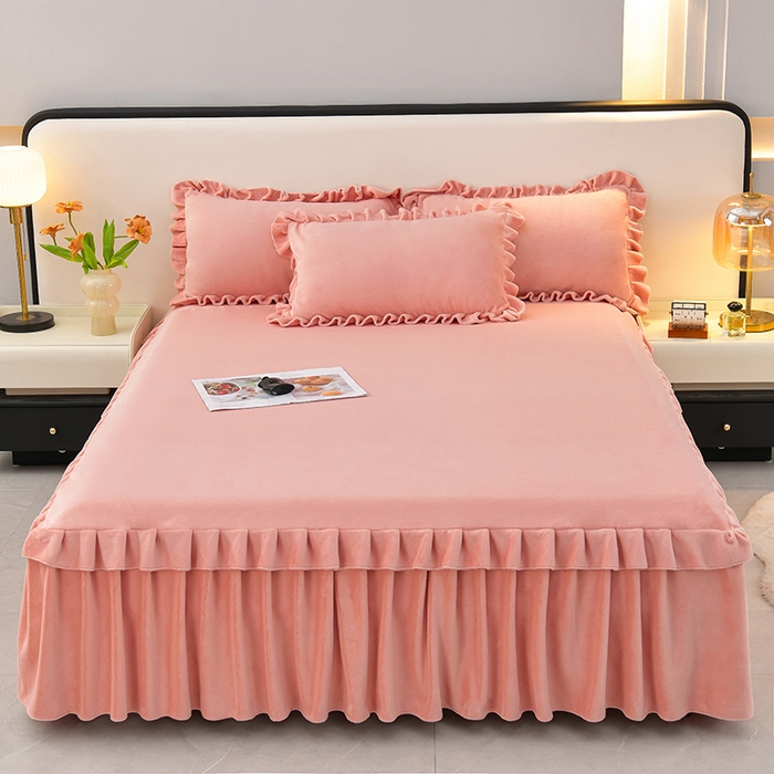 91家纺网 家纺一手货源 找家纺 优家居工厂店 2026新款纯色韩版牛奶绒花边床裙床笠四件套单件被套直播爆款 盛世-粉玉