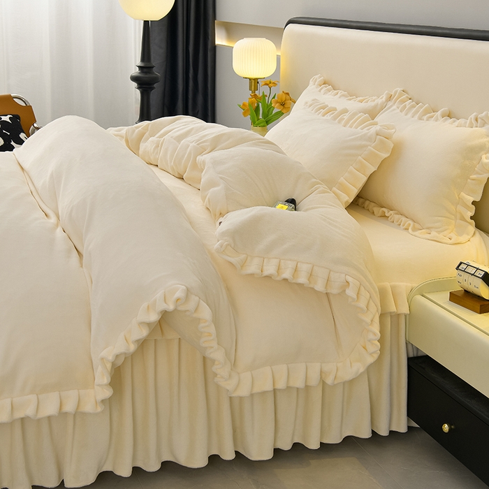 优家居工厂店 2026新款纯色韩版牛奶绒花边床裙床笠四件套单件被套直播爆款 盛世-米白