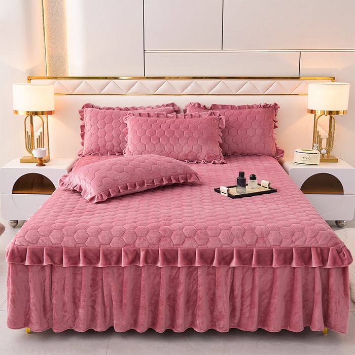 91家纺网 家纺一手货源 找家纺 （总）优家居工厂店 2026新款纯色韩版花边牛奶绒夹棉床裙床罩加厚外贸直播