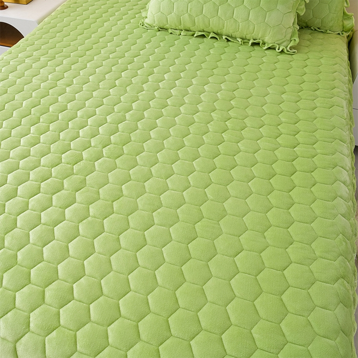 91家纺网 家纺一手货源 找家纺 优家居工厂店 2026新款纯色韩版花边牛奶绒夹棉床裙床罩加厚外贸直播 盛世-翠绿