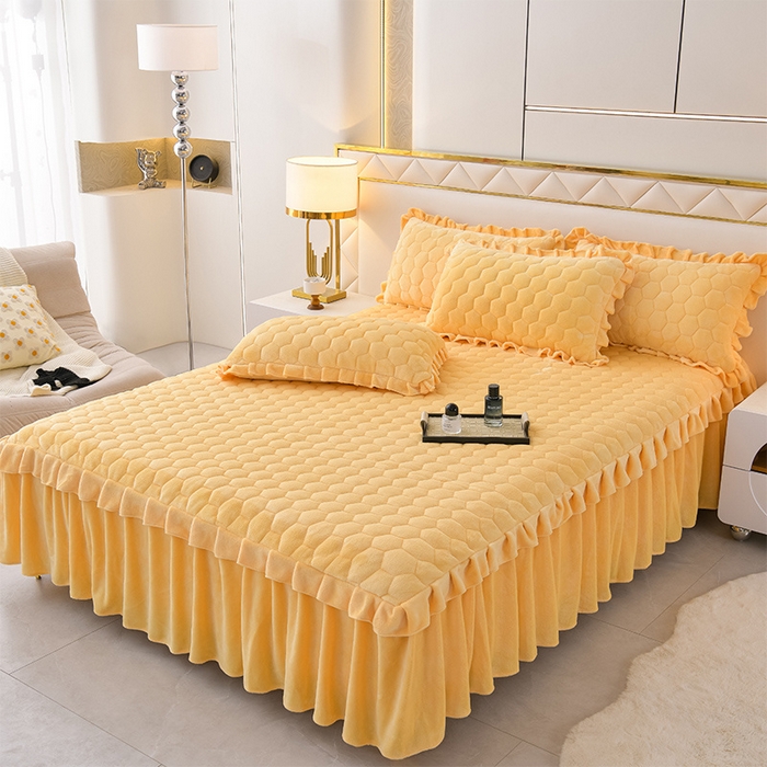 91家纺网 家纺一手货源 找家纺 优家居工厂店 2026新款纯色韩版花边牛奶绒夹棉床裙床罩加厚外贸直播 盛世-杏黄