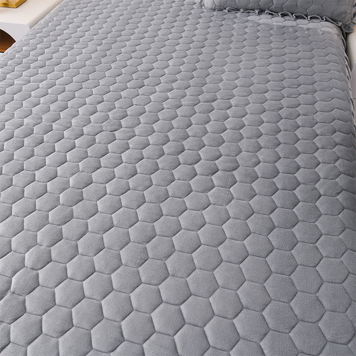 91家纺网 家纺一手货源 找家纺 优家居工厂店 2026新款纯色韩版花边牛奶绒夹棉床裙床罩加厚外贸直播 盛世-银灰