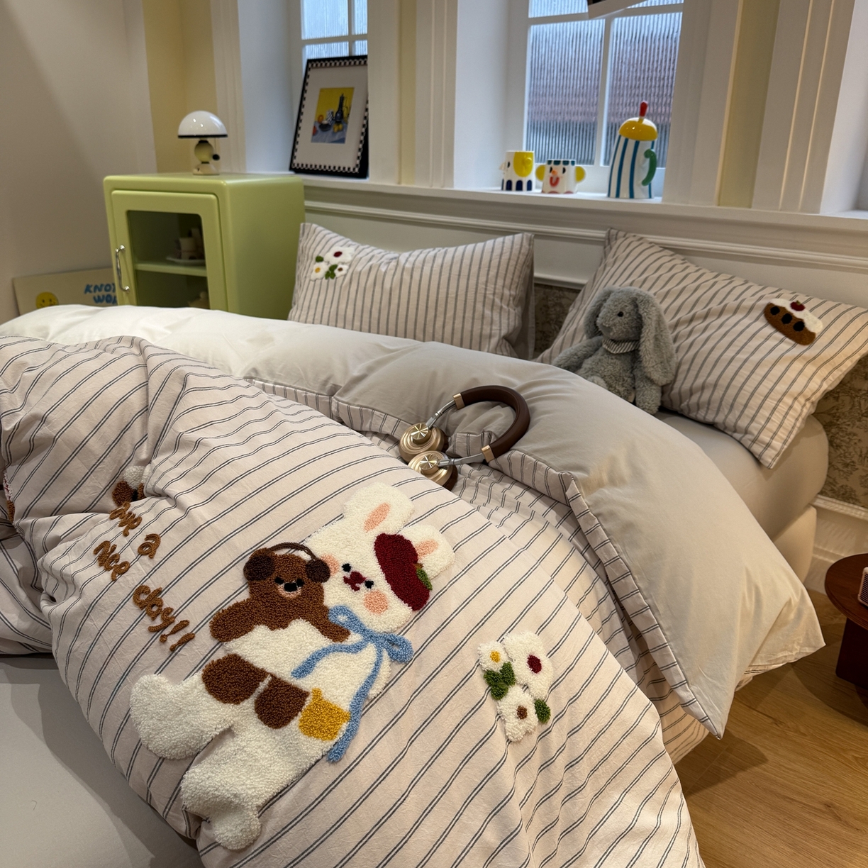 91家纺网 家纺一手货源 找家纺 珺柔家纺 2026新款全棉纯棉水洗棉毛巾绣四件套 甜蜜时光