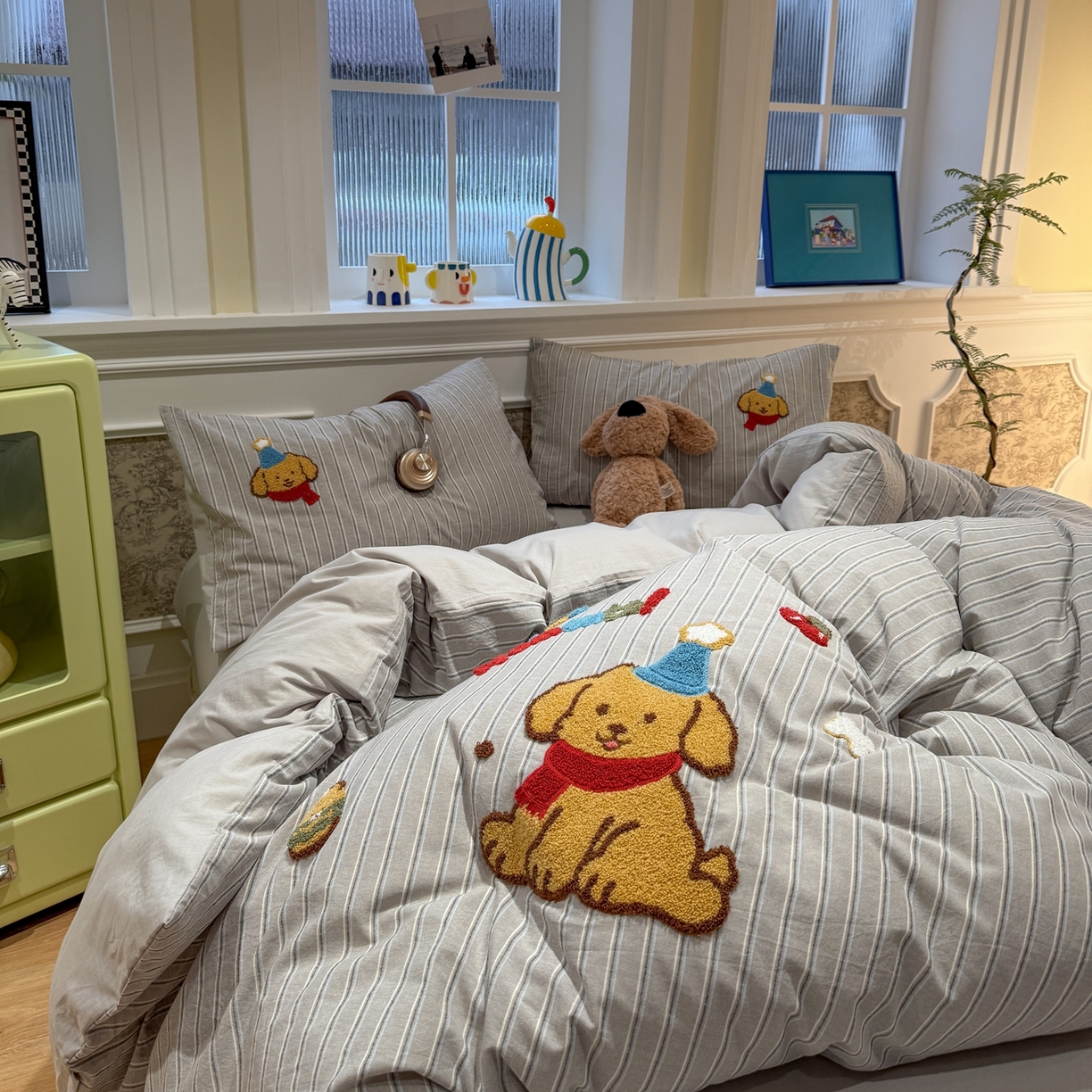 91家纺网 家纺一手货源 找家纺 珺柔家纺 2026新款全棉纯棉水洗棉毛巾绣四件套 汉堡小狗