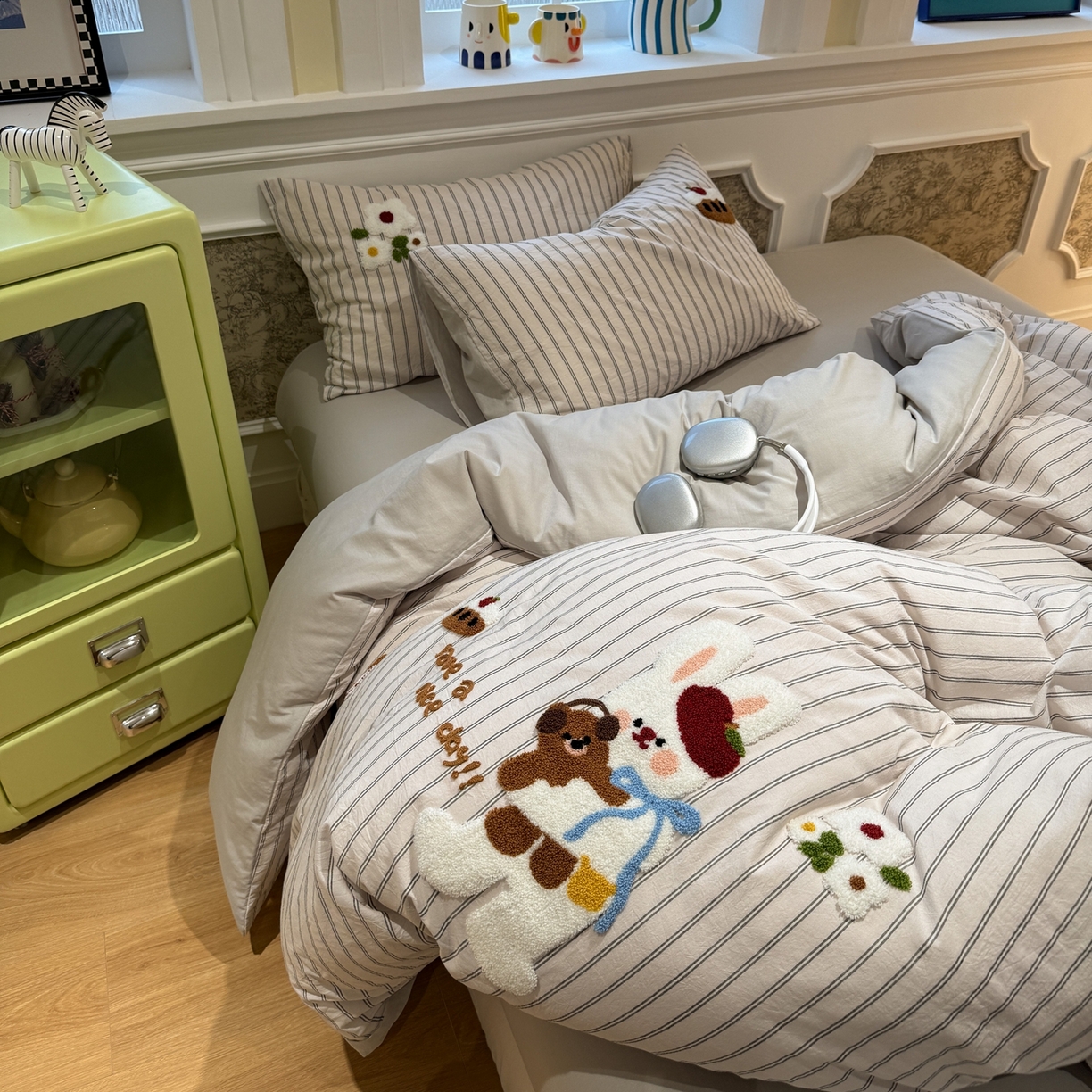 91家纺网 家纺一手货源 找家纺 珺柔家纺 2026新款全棉纯棉水洗棉毛巾绣四件套 甜蜜时光