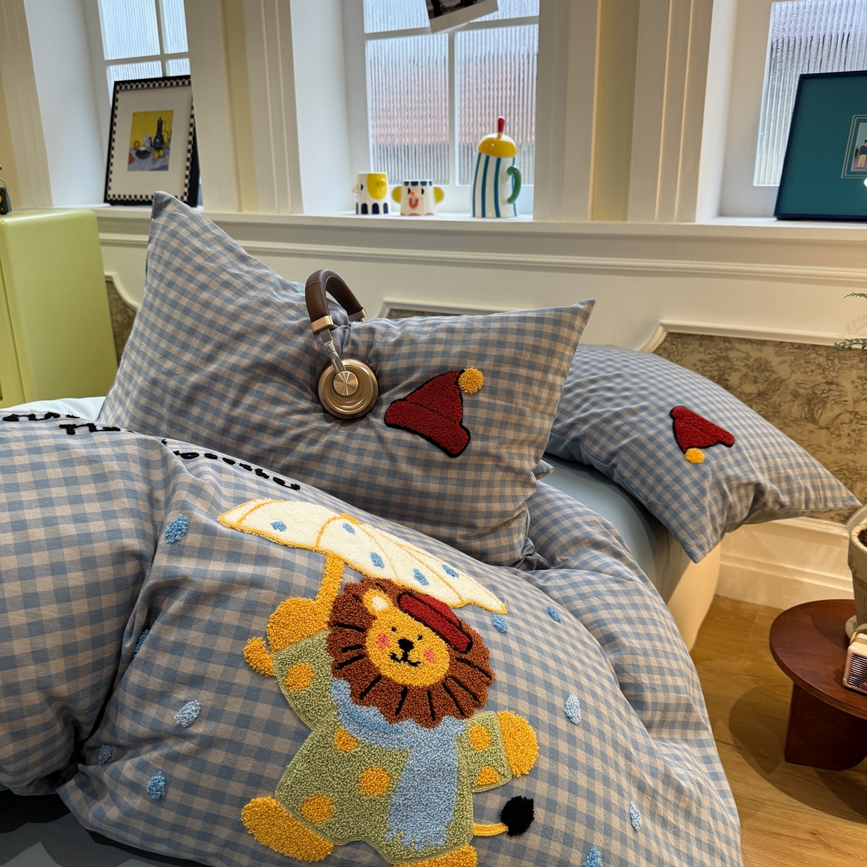 91家纺网 家纺一手货源 找家纺 珺柔家纺 2026新款全棉纯棉水洗棉毛巾绣四件套 雨中漫步