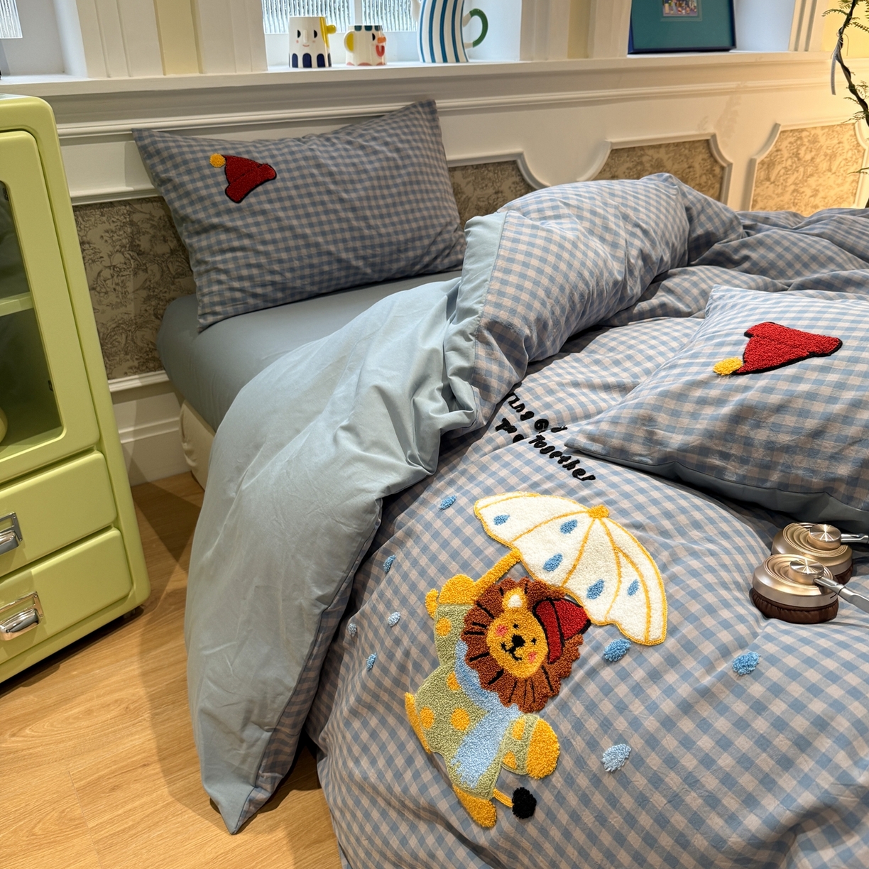 91家纺网 家纺一手货源 找家纺 珺柔家纺 2026新款全棉纯棉水洗棉毛巾绣四件套 雨中漫步