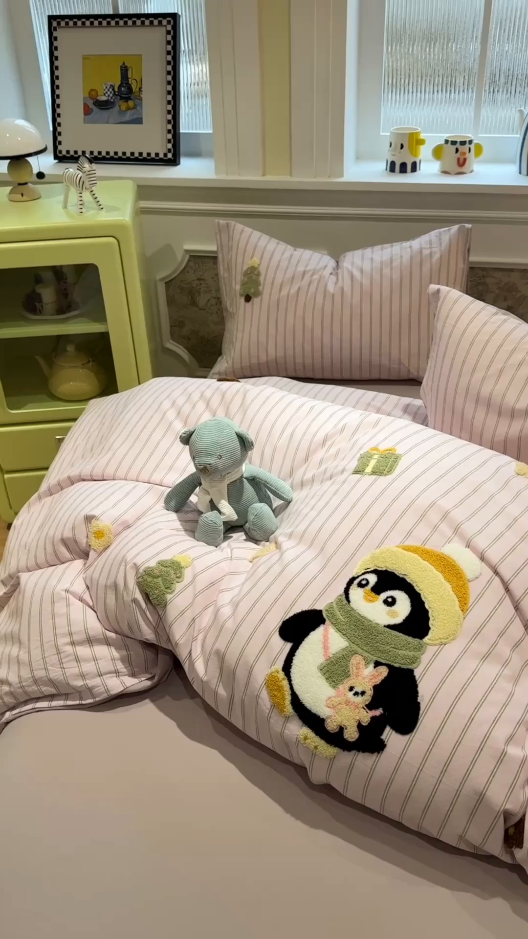 91家纺网 家纺一手货源 找家纺 珺柔家纺 2026新款全棉纯棉水洗棉毛巾绣四件套 快乐企鹅