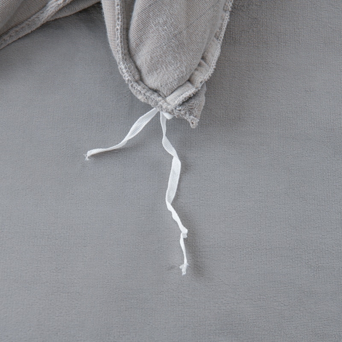 91家纺网 家纺一手货源 找家纺 优家居工厂店 2026新款240克高克重牛奶绒韩版刺绣花牛奶绒床裙四件套床裙三件套 安娜-灰色