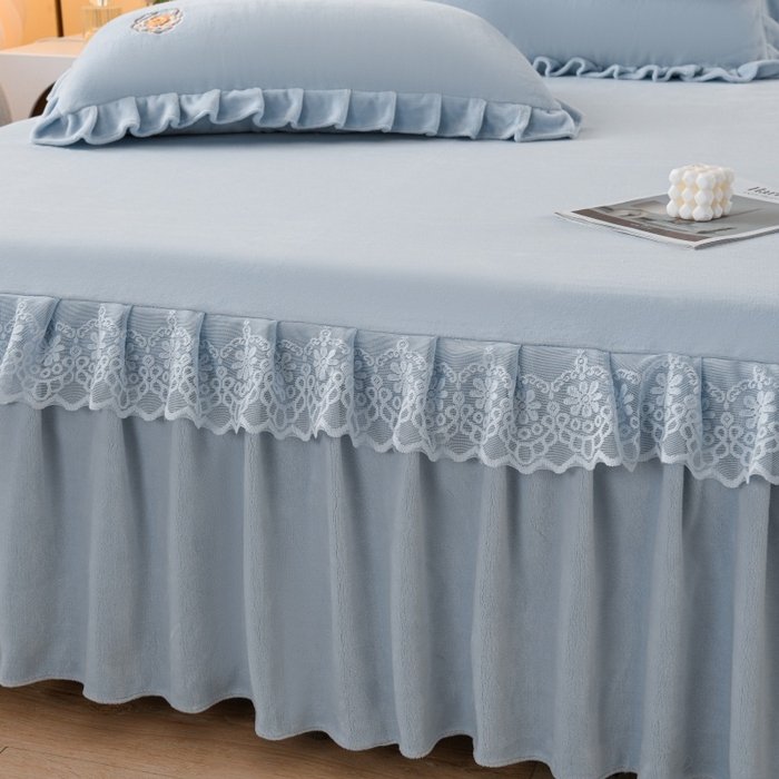 91家纺网 家纺一手货源 找家纺 优家居工厂店 2026新款240克高克重牛奶绒单件床裙韩版刺绣花牛奶绒床裙三件套 安娜-浅蓝