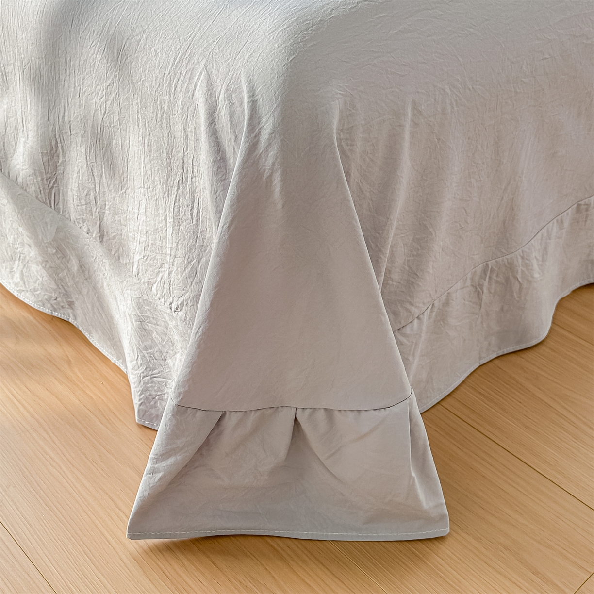 91家纺网 家纺一手货源 找家纺 梓之赫 2026新款A类云感纱花边四件套-欢乐时光 欢乐时光-灰色