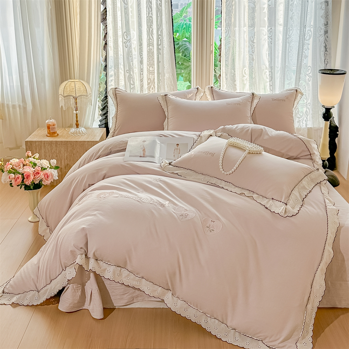 91家纺网 家纺一手货源 找家纺 梓之赫 2026新款A类云感纱花边四件套-欢乐时光 欢乐时光-杏色