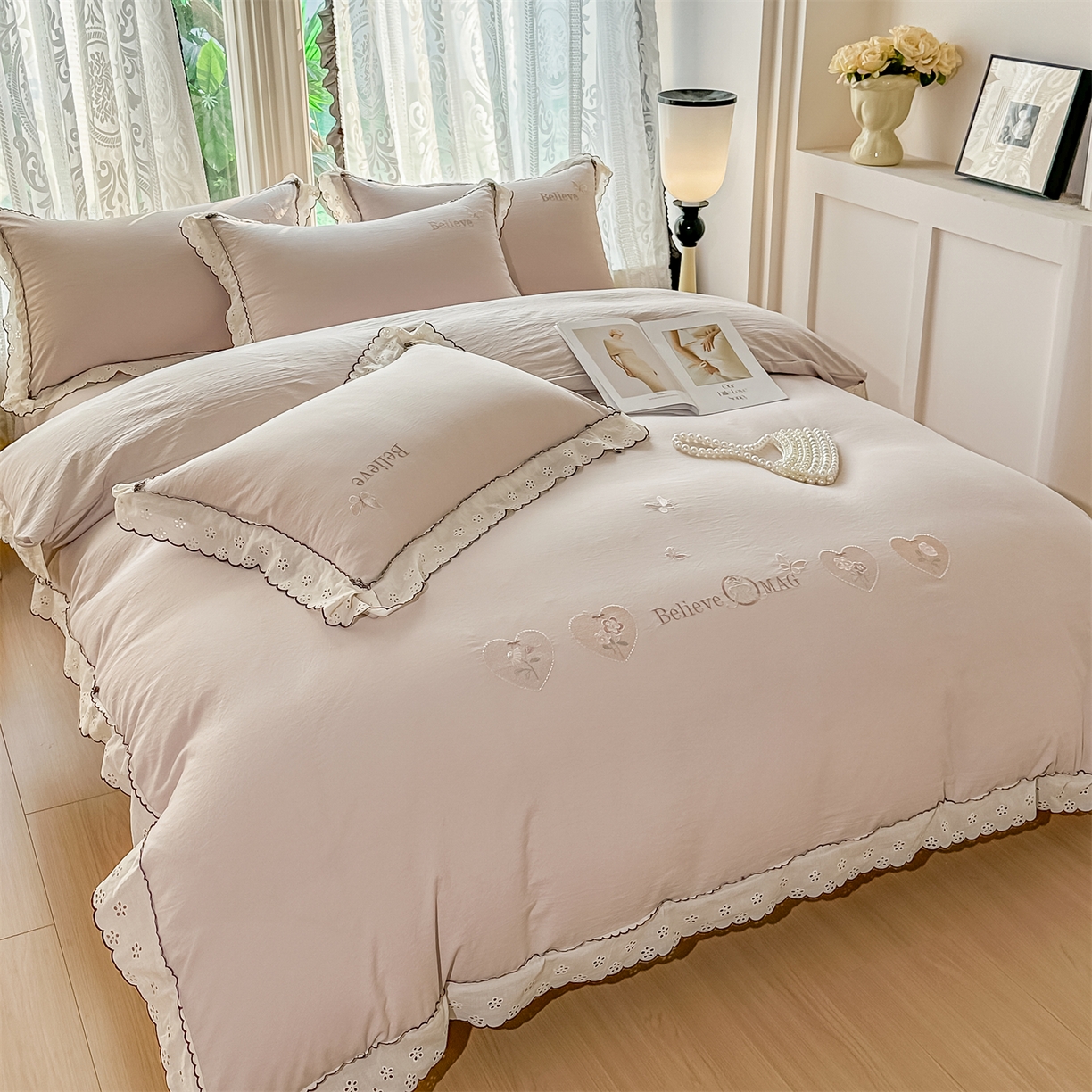 91家纺网 家纺一手货源 找家纺 梓之赫 2026新款A类云感纱花边四件套-欢乐时光 欢乐时光-杏色