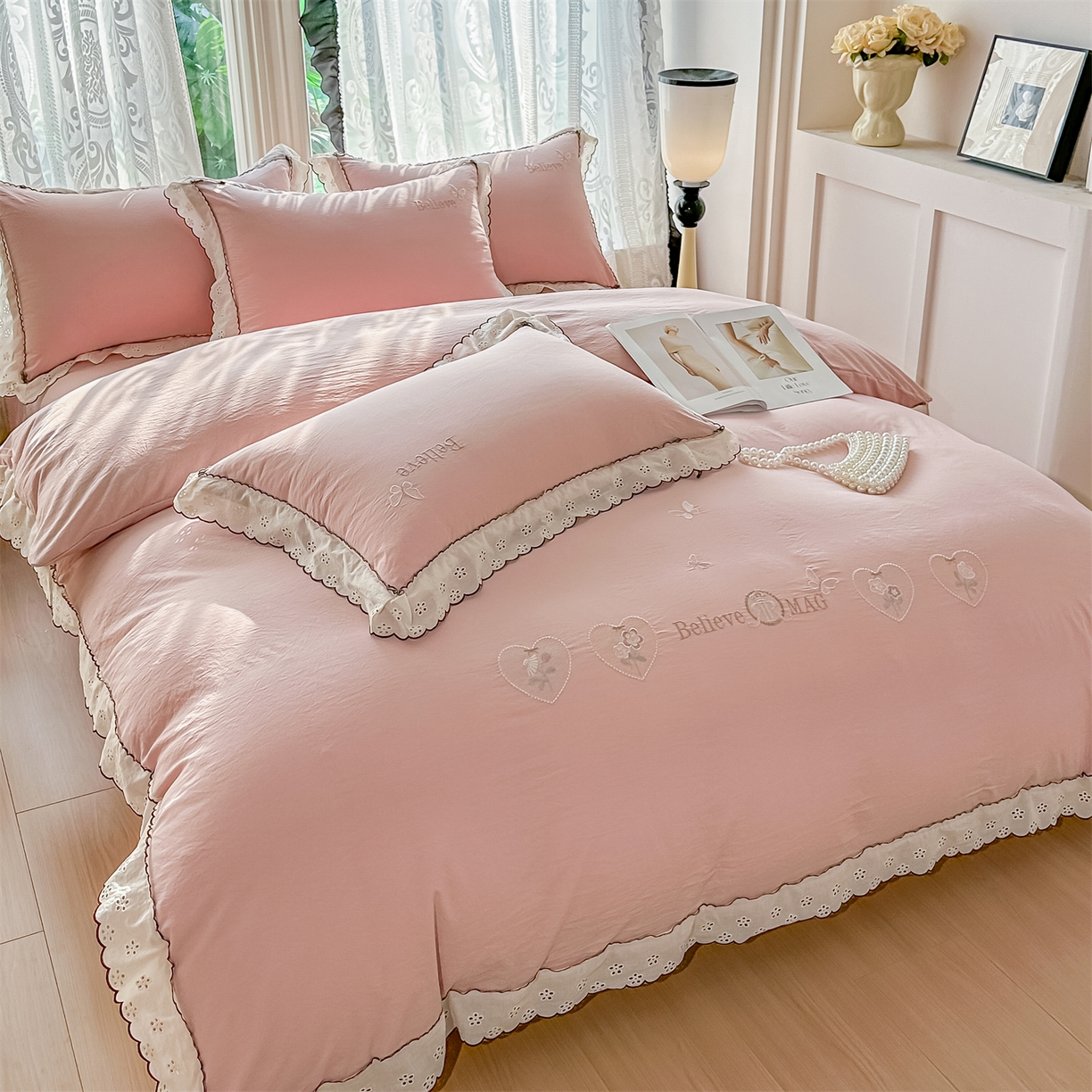 91家纺网 家纺一手货源 找家纺 梓之赫 2026新款A类云感纱花边四件套-欢乐时光 欢乐时光-少女粉