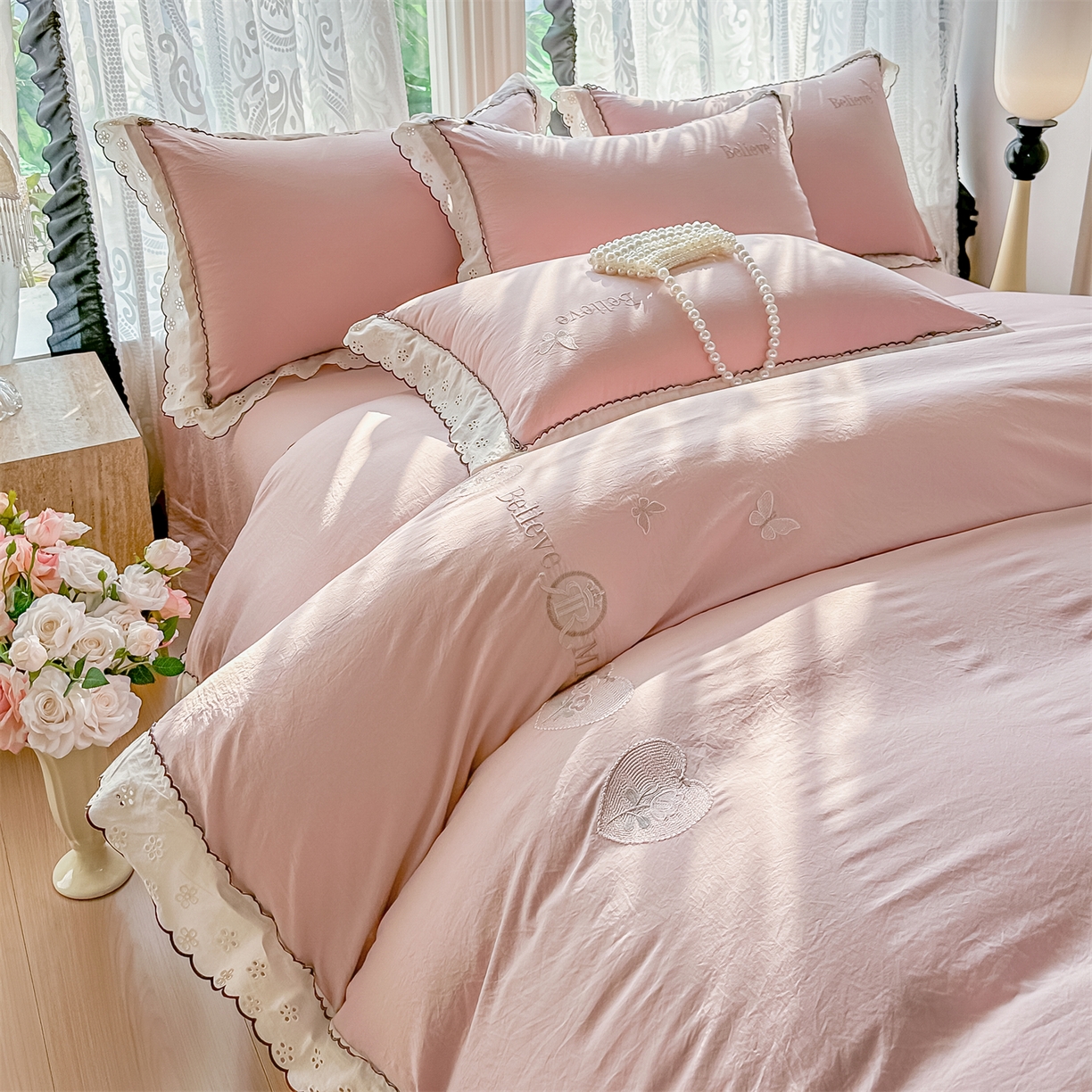 91家纺网 家纺一手货源 找家纺 梓之赫 2026新款A类云感纱花边四件套-欢乐时光 欢乐时光-少女粉