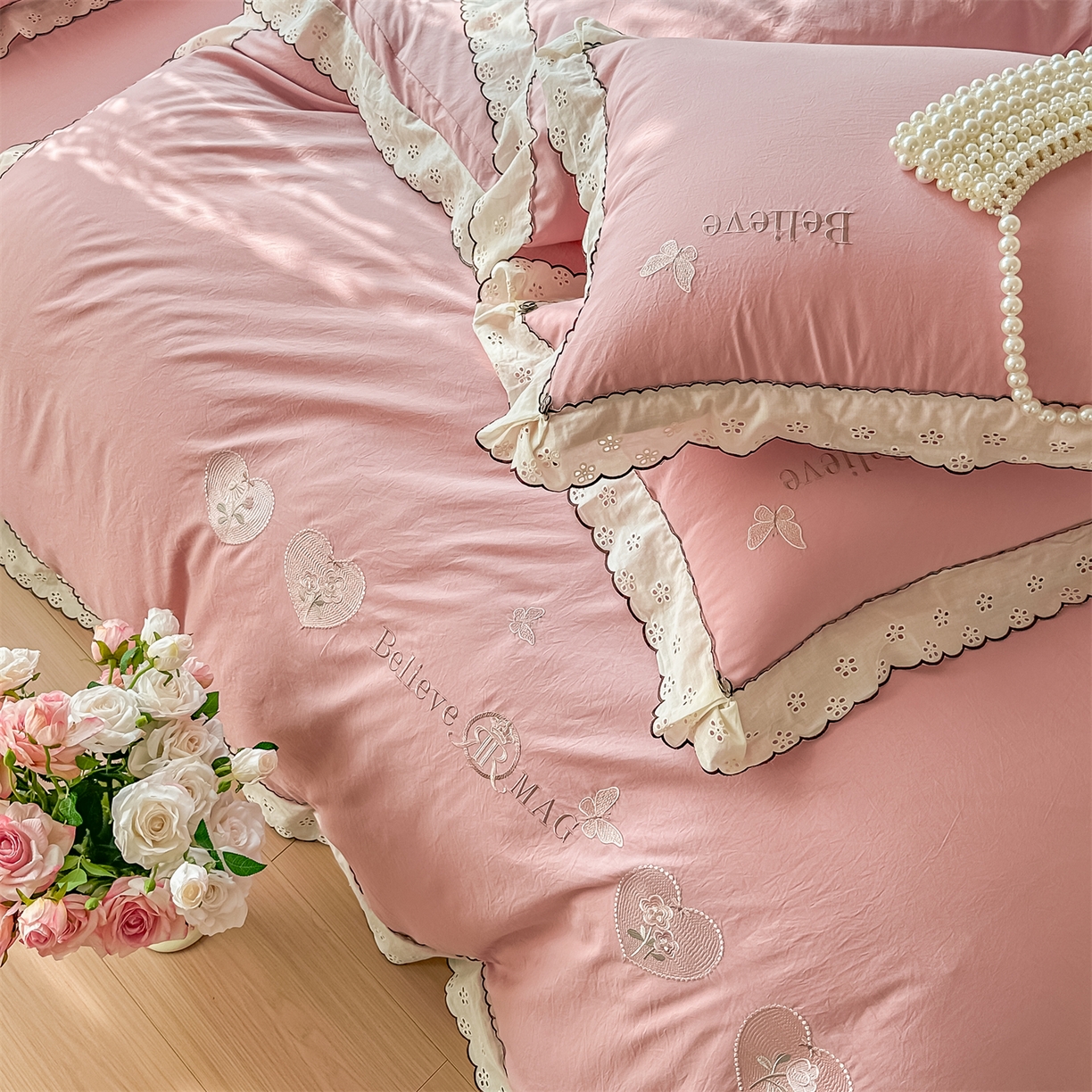 91家纺网 家纺一手货源 找家纺 梓之赫 2026新款A类云感纱花边四件套-欢乐时光 欢乐时光-豆沙