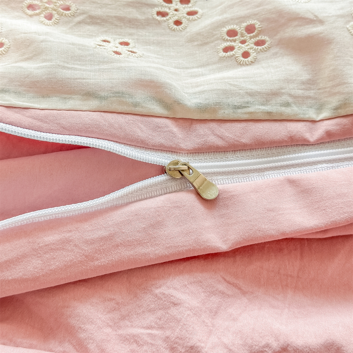 91家纺网 家纺一手货源 找家纺 梓之赫 2026新款A类云感纱花边四件套-欢乐时光 欢乐时光-豆沙