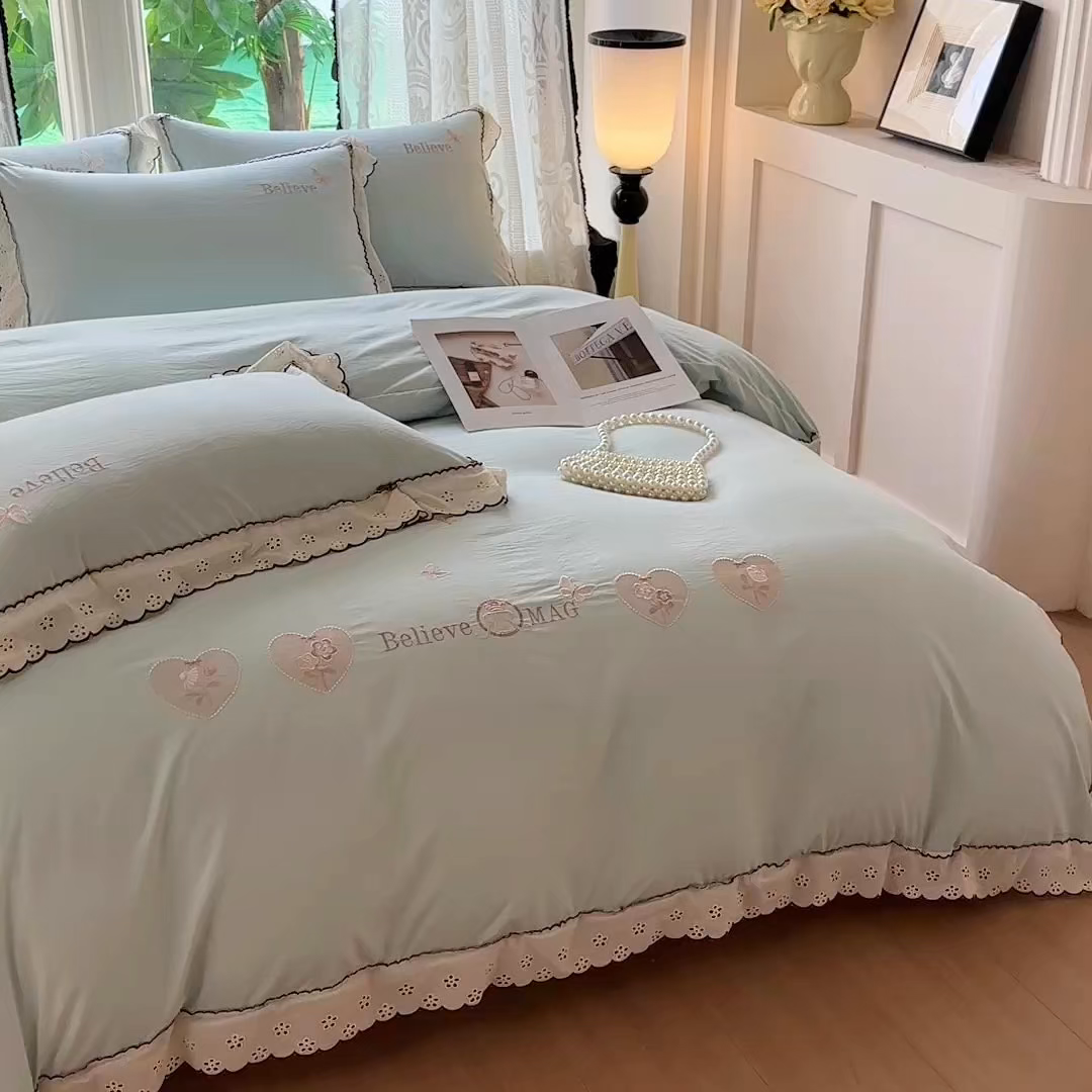 91家纺网 家纺一手货源 找家纺 梓之赫 2026新款A类云感纱花边四件套-欢乐时光 欢乐时光-水绿