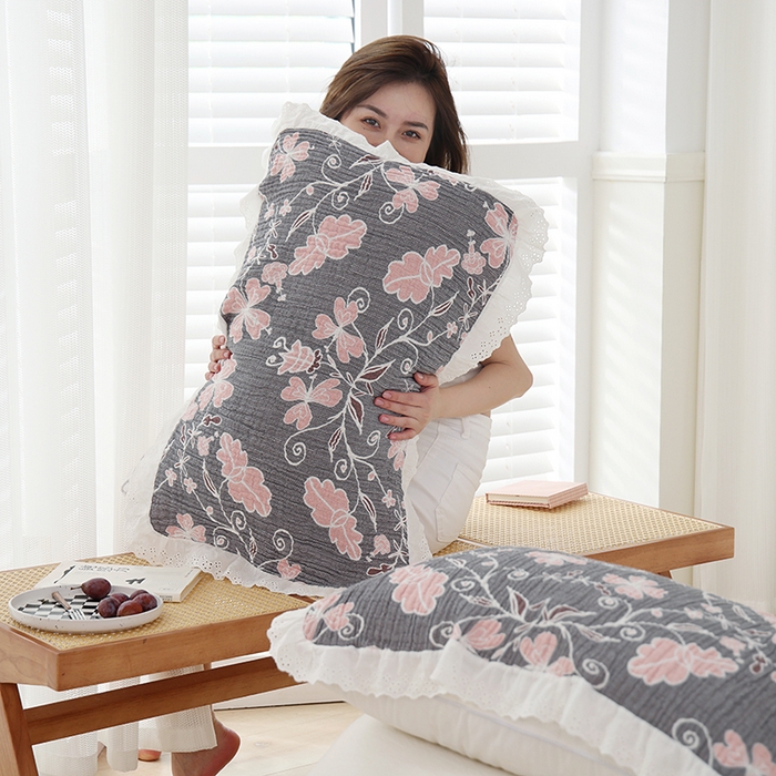 91家纺网 家纺一手货源 找家纺 朴尔家纺-毛巾被 2026新款韩式花边四层纱枕巾纯棉竹纤维加大成人纱布枕头巾 藤蔓之恋