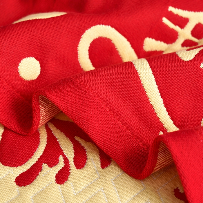 91家纺网 家纺一手货源 找家纺 朴尔家纺-毛巾被 2026新款全棉40股结婚大红多层纱布透气情侣婚庆枕巾 我们结婚啦