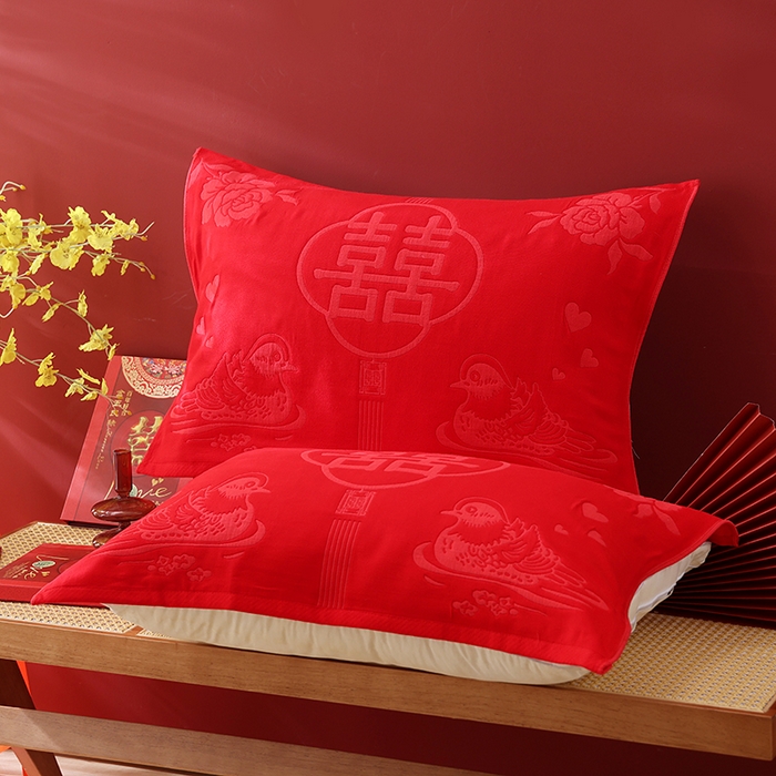 91家纺网 家纺一手货源 找家纺 （总）朴尔家纺-毛巾被 2026新款全棉六层纱布大红色婚庆加厚透气枕巾