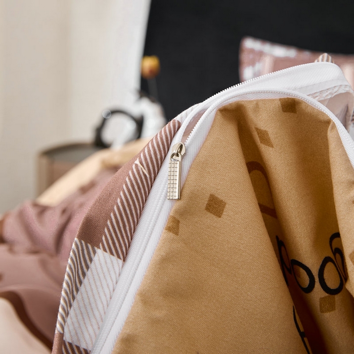 91家纺网 家纺一手货源 找家纺 宝薇 2026新款潮牌轻奢风加厚斜纹磨毛大版四件套 宝丽熊