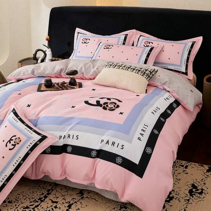 宝薇 2026新款潮牌轻奢风加厚斜纹磨毛大版四件套 浪漫香氛