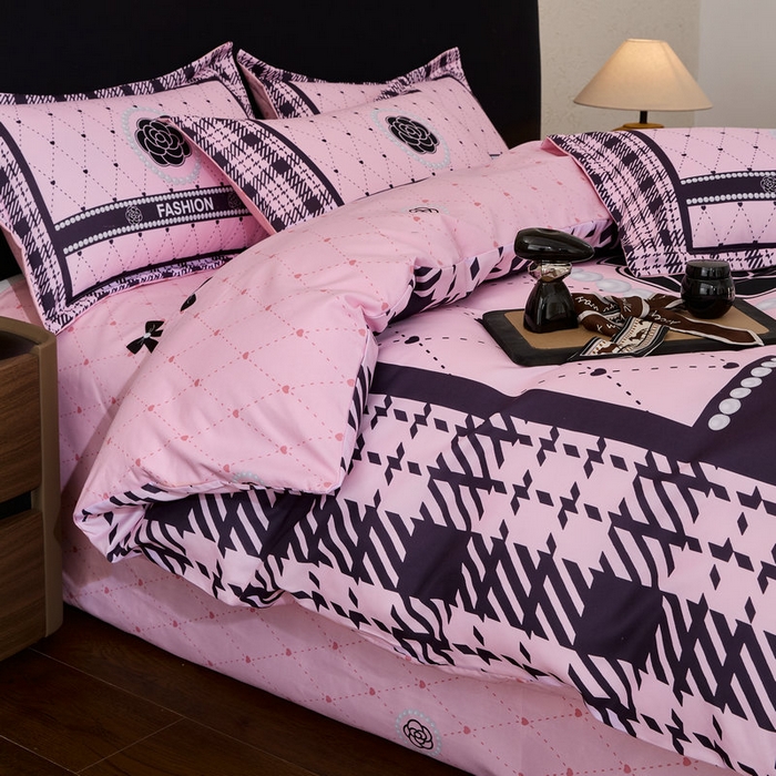 91家纺网 家纺一手货源 找家纺 宝薇 2026新款潮牌轻奢风加厚斜纹磨毛大版四件套 小香风