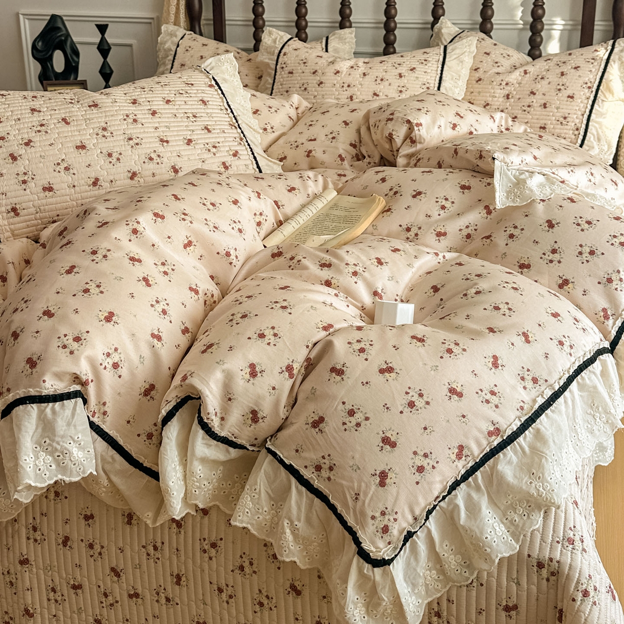 91家纺网 家纺一手货源 找家纺 美梦家纺 2026春夏新款全棉花边全棉床盖四件套系列 微微安·粉