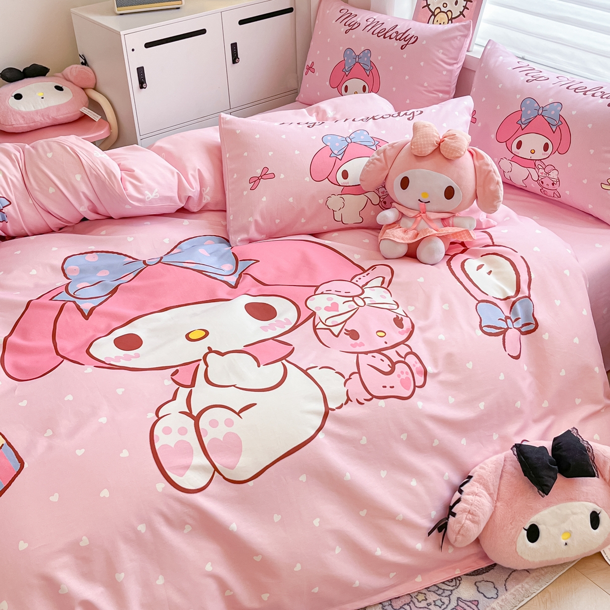 91家纺网 家纺一手货源 找家纺 暮思家居 2026新款正版授权三丽鸥大版全棉纯棉数码印花纯棉四件套系列-第二批(专版花型) 大版-小兔美乐蒂